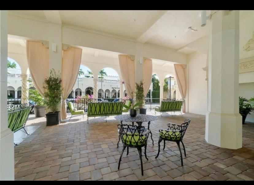 Tropical Palm Beach 2Bedroom 2Bathroom Outdoorpool Beach Garden Exterior photo
